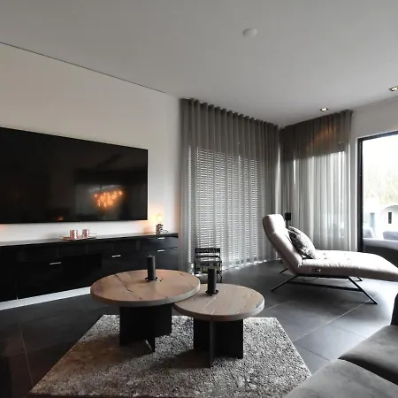 Villa Modern In With Sauna And Jacuzzi