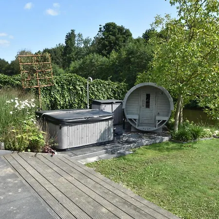 Villa Modern In With Sauna And Jacuzzi *