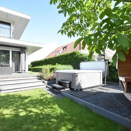 Modern In With Sauna And Jacuzzi Villa