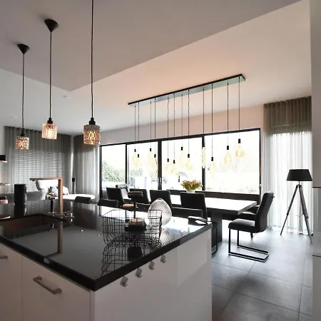 Modern In With Sauna&jacuzzi Villa